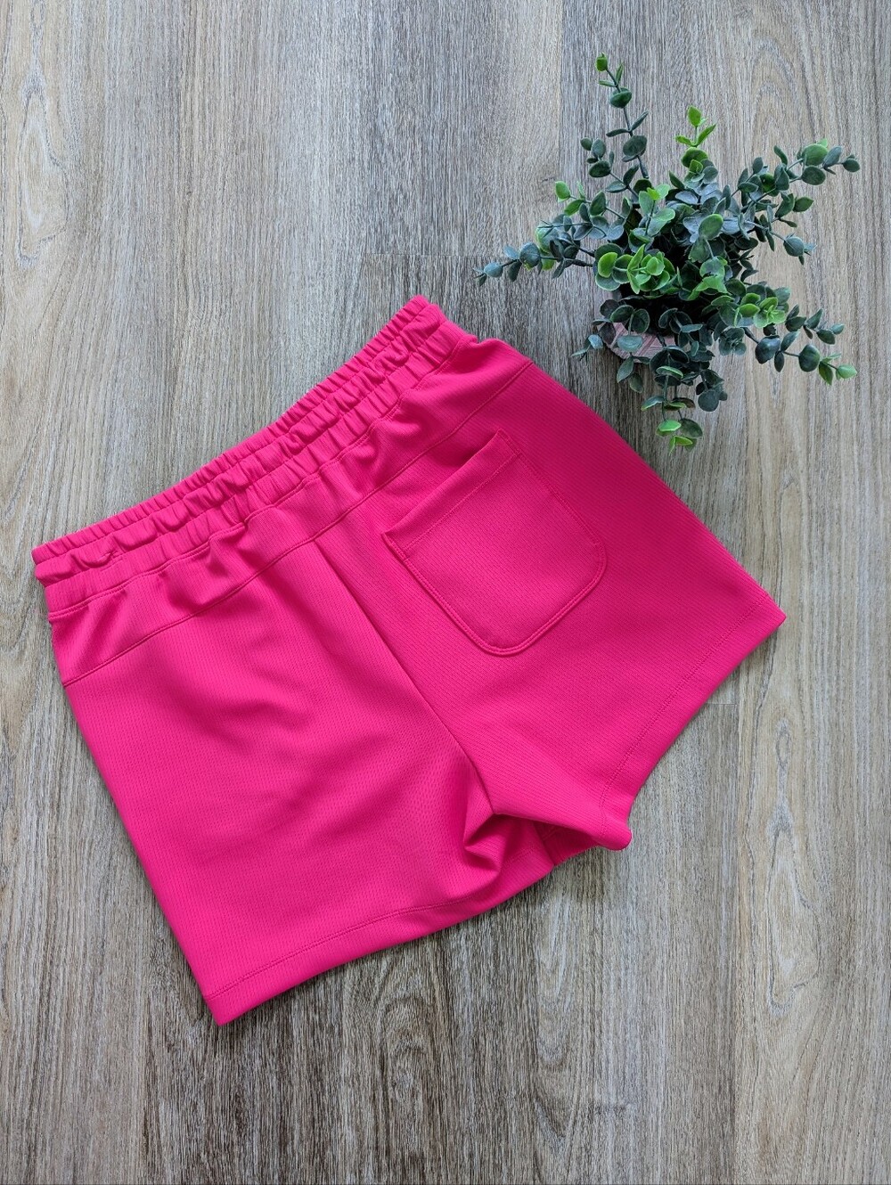 Mondetta Drawstring Shorts - Picture 4 of 5
